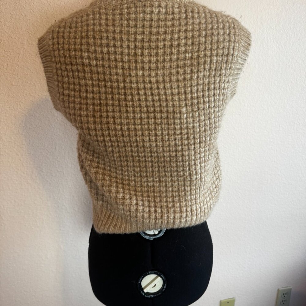 Sadie and Sage Taupe Best Day Sweater Vest XSmall - Picture 7 of 7